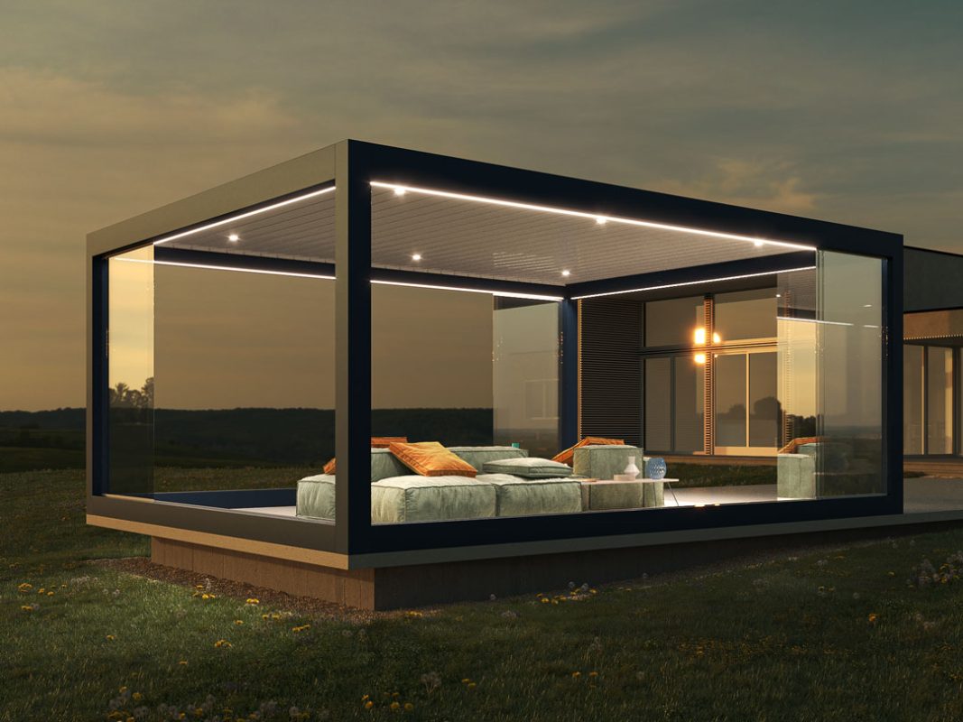 pergola bioclimatica con vetrate aperte di sera più mobili da esterno